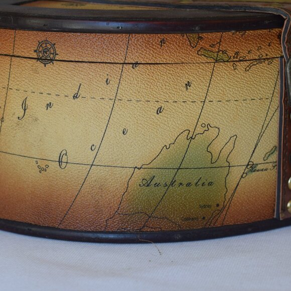 Vintage Half-Moon-Shaped Carrying Case Printed with Map with Latch and Handle - Picture 5 of 7